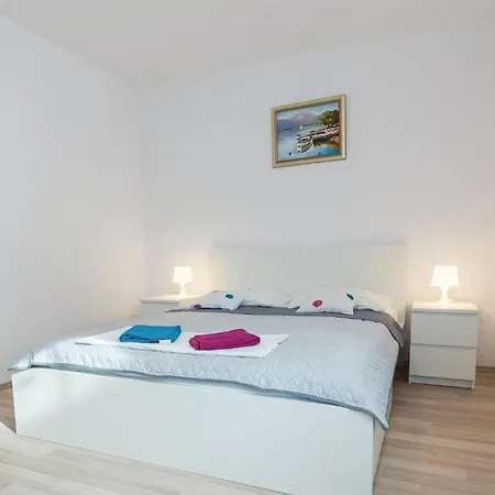 Two-Bedroom Holiday Home In Zadar Holiday home