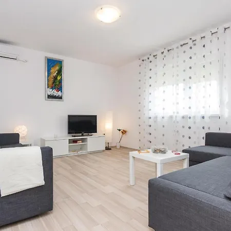 Stunning Home In Zadar With Kitchen Zadar