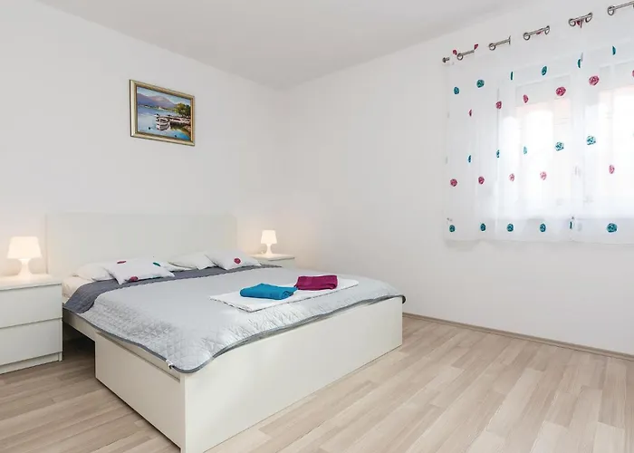 Two-bedroom In Semesterbostad *